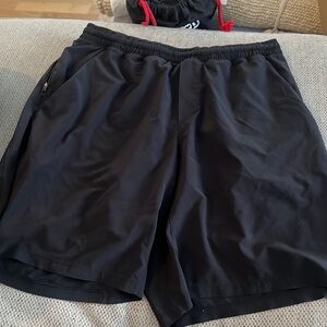 Men's pacebreaker shorts with liner from Lululemon